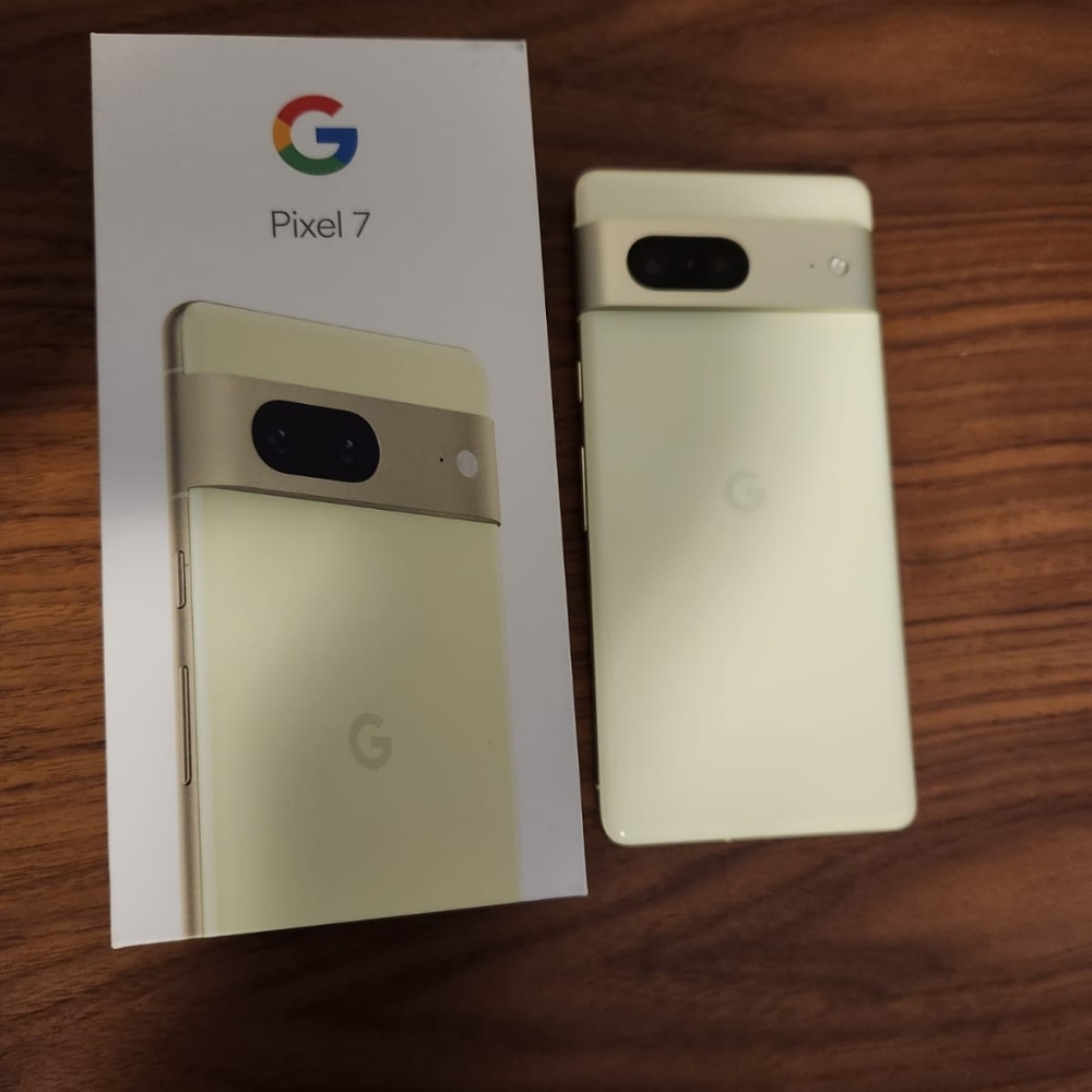 Brand new Google pixel 7 color lemongrass  , White, 256 GB unlock